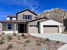 30284 Truckee Cir in Menifee, CA - Building Photo