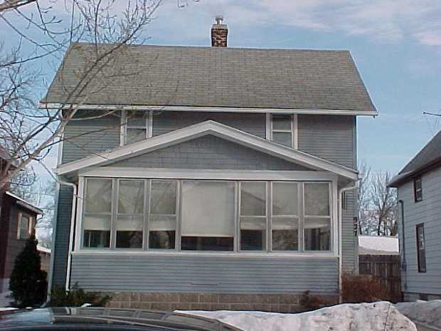 927 Forest Ave in Waterloo, IA - Building Photo