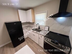 506 N Line St in West Columbia, SC - Building Photo