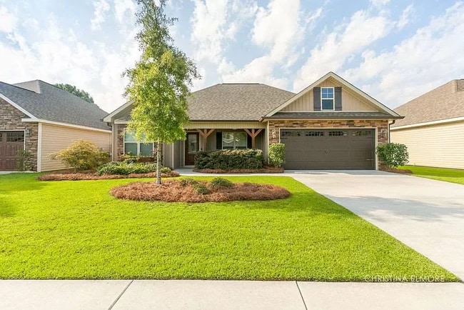 property at 113 Highland Point Dr