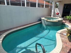 14021 Bently Cir in Ft. Myers, FL - Building Photo - Building Photo