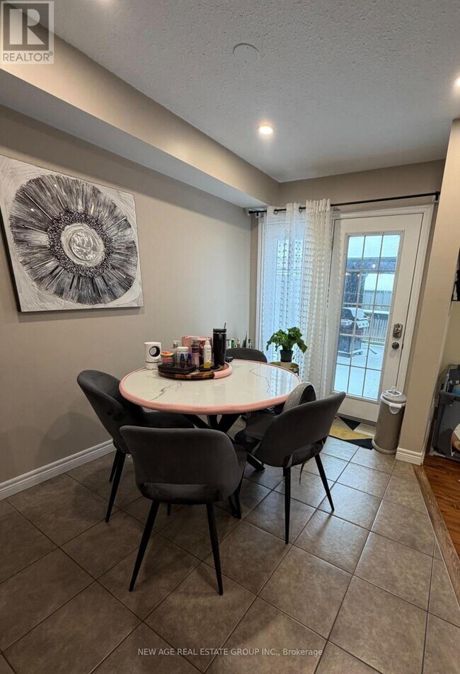 16 Linke Pl in Guelph, ON - Building Photo - Building Photo