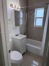 401 NW 84th St in Miami, FL - Building Photo - Building Photo