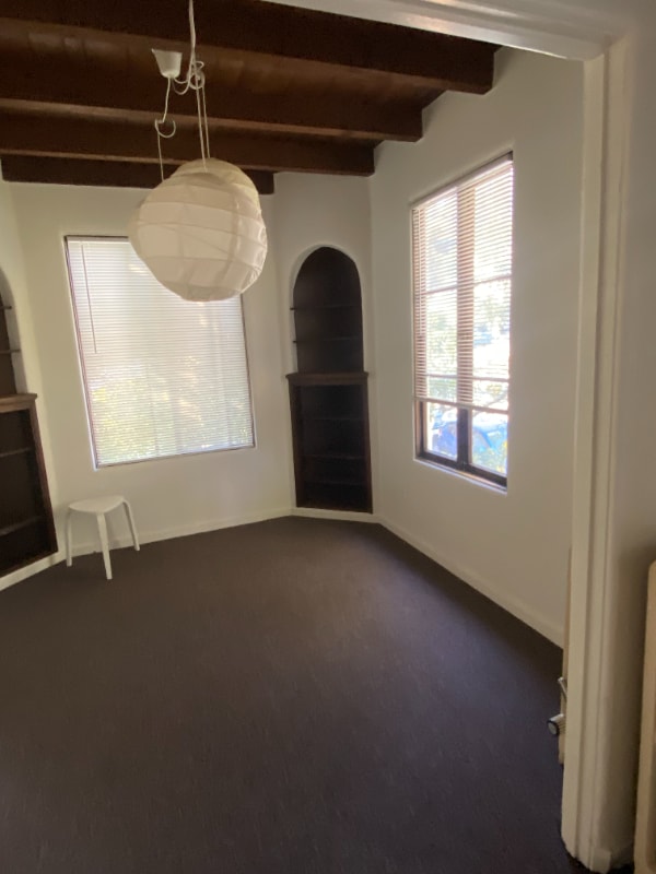 property at 1700 Le Roy Ave