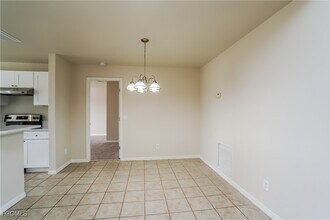 1400 NW 2nd St in Cape Coral, FL - Building Photo - Building Photo