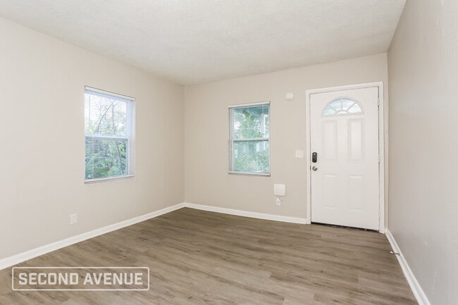 1115 W 22nd St in Jacksonville, FL - Foto de edificio - Building Photo