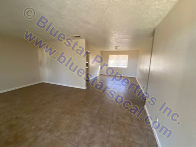 14725 Desert Star Rd in Apple Valley, CA - Building Photo - Building Photo