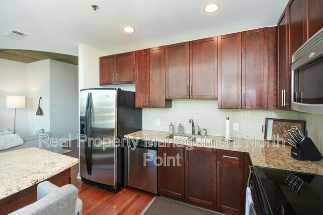 property at 855 Peachtree St NE
