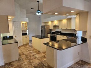 713 Palmetto Ave in Lehigh Acres, FL - Building Photo - Building Photo
