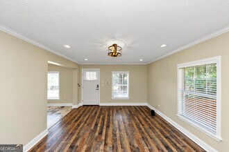 1810 Evans Dr SW in Atlanta, GA - Building Photo - Building Photo