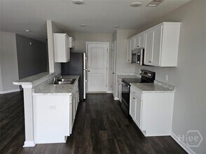 207 Evans Ter in Statesboro, GA - Building Photo - Building Photo