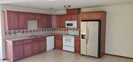 2000 Circle Dr in Mission, TX - Building Photo - Building Photo