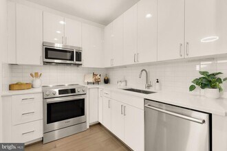 1500 Pennsylvania Ave. SE in Washington, DC - Building Photo - Building Photo