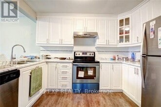 399-399 Vodden St E in Brampton, ON - Building Photo - Building Photo
