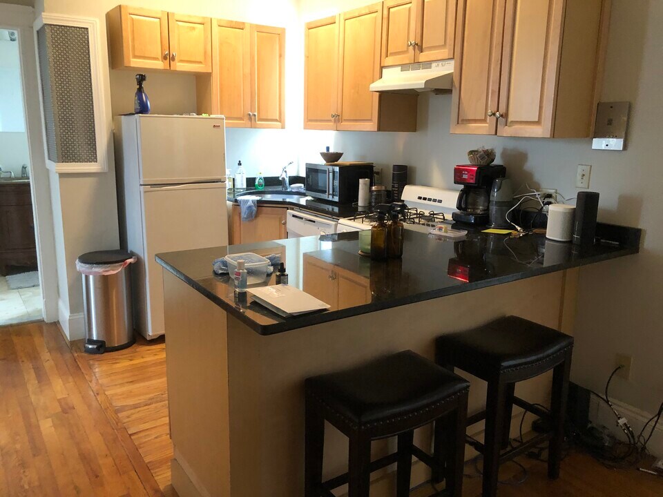 1173 Commonwealth Ave, Unit 10 in Boston, MA - Building Photo