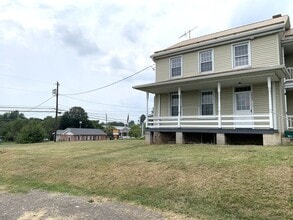 5065 Buchanan Trail E in Waynesboro, PA - Building Photo - Building Photo