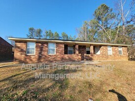 155 Stoneybrooks Pl in Martinez, GA - Building Photo