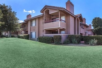 Willow Creek in Fresno, CA - Foto de edificio - Building Photo