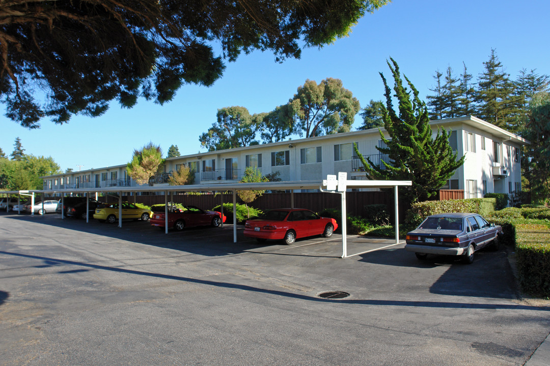 Capitola Hill Apartments in Capitola, CA - Building Photo