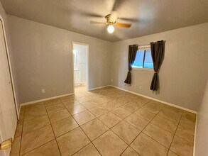 326 Briarwood Dr in New Braunfels, TX - Building Photo - Building Photo