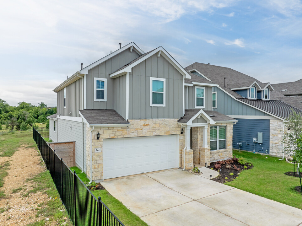 Horizon Lake in Leander, TX - Building Photo