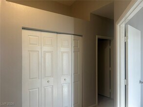 948 Chaps Cir in Henderson, NV - Building Photo - Building Photo