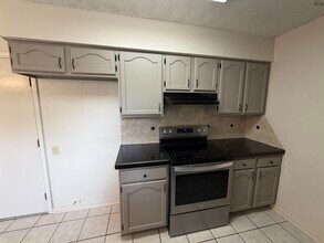 4830 Lovers Ln in Wichita Falls, TX - Building Photo - Building Photo