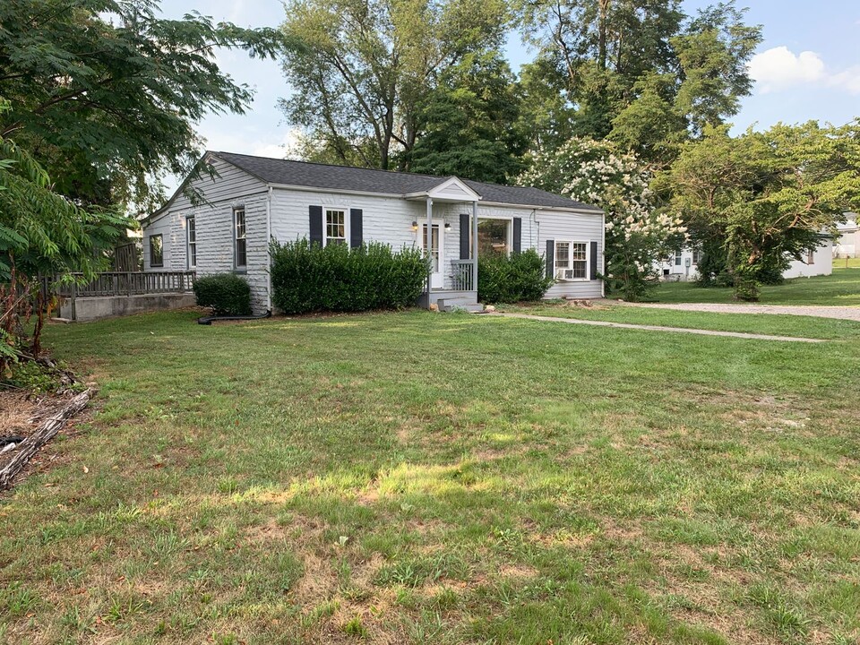 1708 Grayland St in Blacksburg, VA - Building Photo