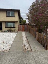 528 Eider Ln in Suisun City, CA - Building Photo - Building Photo