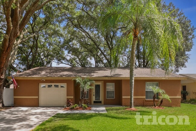 property at 2018 Whispering Sands Ct