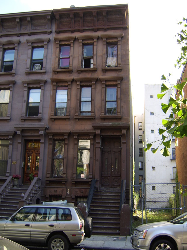 110 West 130th Street in New York, NY - Building Photo - Building Photo