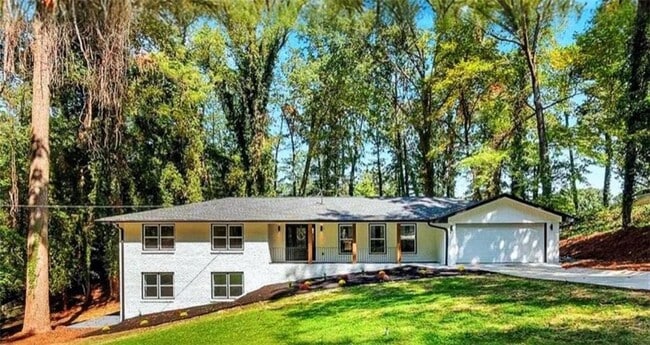 property at 2615 Holly Ln