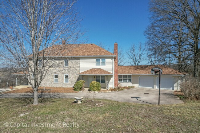 400 Friendship Rd in Jefferson City, MO - Building Photo - Building Photo
