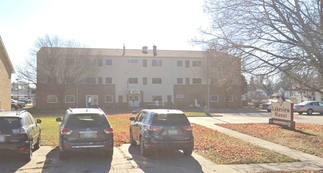 property at 904 E Milwaukee Ave