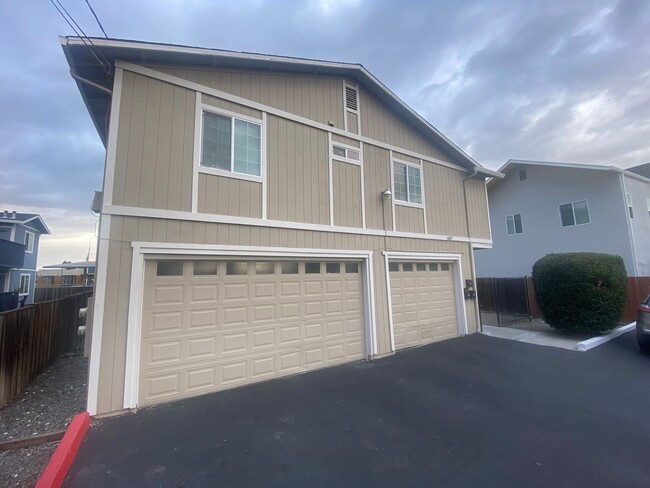 637 Shepherd Ave in Hayward, CA - Building Photo - Building Photo