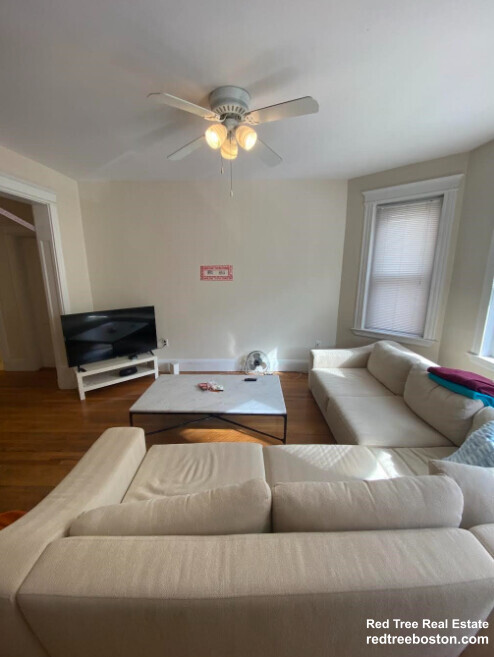 45 Orkney Rd, Unit 3