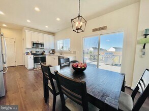 73 Wellspring Dr in Fredericksburg, VA - Building Photo - Building Photo