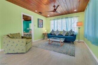 2567 Cay Cove in Matlacha, FL - Building Photo - Building Photo