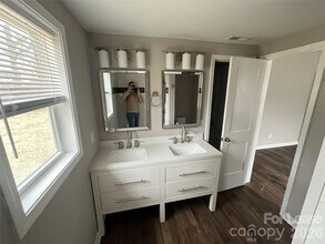 205 Wood St in Mount Holly, NC - Building Photo - Building Photo