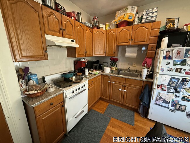 14 Colborne Rd in Boston, MA - Building Photo - Building Photo