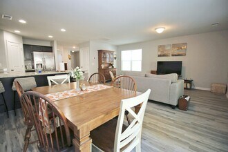 645 Legacy Park Ct in Columbia, SC - Building Photo - Building Photo