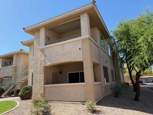 property at 16013 S Desert Foothills Pky