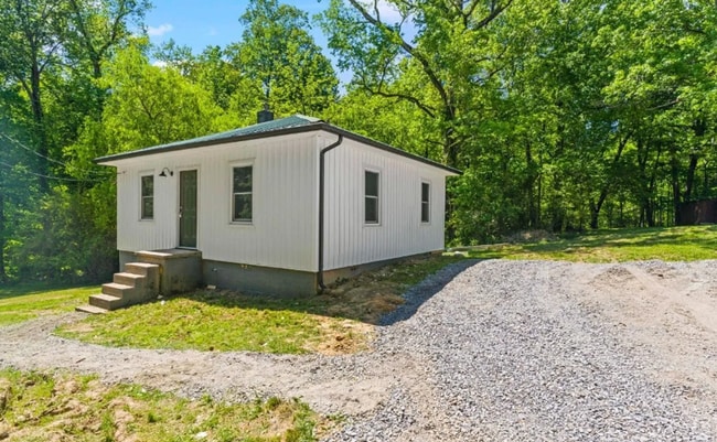 property at 114 Lombardy Ct