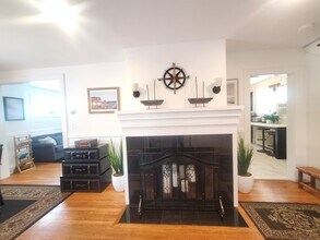 1093 Shippan Ave in Stamford, CT - Building Photo - Building Photo