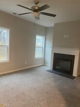 542 Maggie Ln in Jonesboro, GA - Building Photo - Building Photo