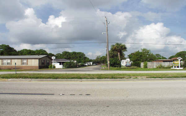 Southern Comfort Mobile Home Park in Malabar, FL - Building Photo