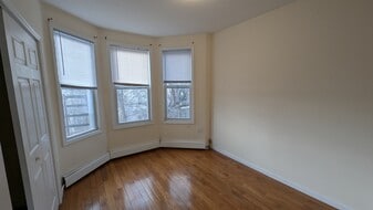 3495 John F Kennedy Blvd in Jersey City, NJ - Building Photo