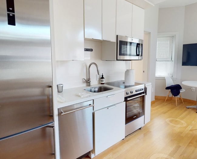 property at 15 Mount Auburn St