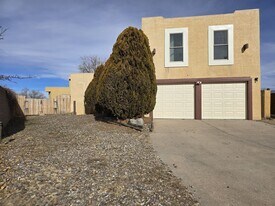 2984 Corte Ojo De Agua in Santa Fe, NM - Building Photo
