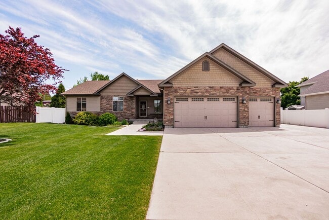 property at 3497 Dairy Ln